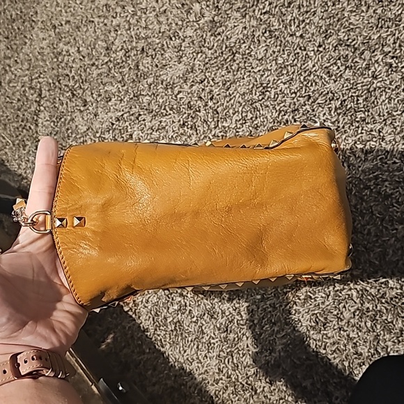 🔥1HRSALE🔥Valentino Garavani Rockstud Bag - Picture 7 of 16